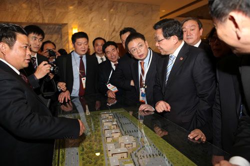 商務部部長陳德銘視察格林伍德展臺